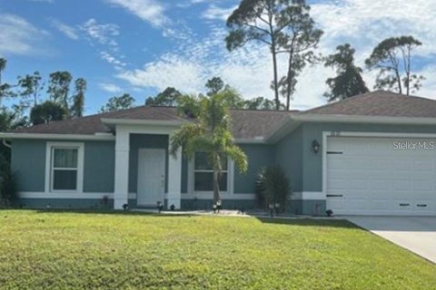 Villa ou maison à louer à North Port, Floride: 3 chambres, 112.88 m2 № 1866264 - photo 1