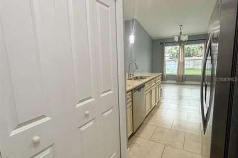 Villa ou maison à louer à North Port, Floride: 3 chambres, 112.88 m2 № 1866264 - photo 12