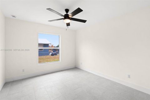 Villa ou maison à vendre à Port St. Lucie, Floride: 4 chambres, 199.46 m2 № 2079024 - photo 27