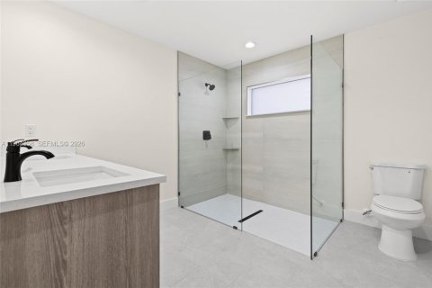 Villa ou maison à vendre à Port St. Lucie, Floride: 4 chambres, 199.46 m2 № 2079024 - photo 4