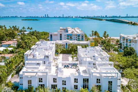 ONE BAY RESIDENCES in Miami, Florida № 21598 - photo 1