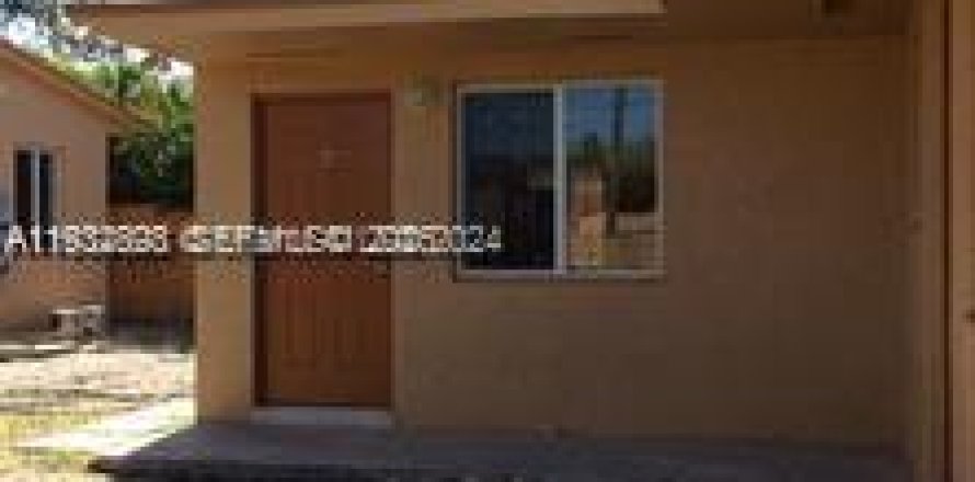 Дом в Норт-Майами, Флорида 1 спальня, 65.03м2 № 1991692