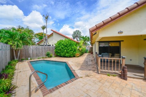 Casa en venta en Pembroke Pines, Florida, 2 dormitorios, 115.38 m2 № 1881741 - foto 24