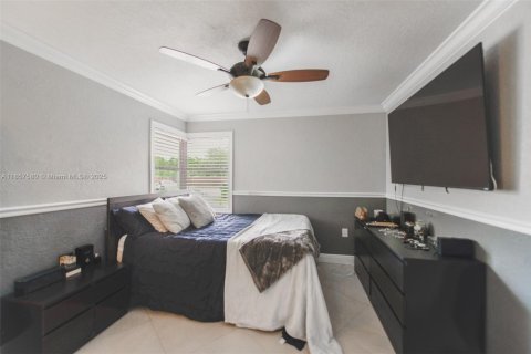Casa en venta en Pembroke Pines, Florida, 2 dormitorios, 115.38 m2 № 1881741 - foto 17