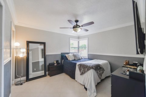 Casa en venta en Pembroke Pines, Florida, 2 dormitorios, 115.38 m2 № 1881741 - foto 16