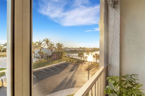 Condominio en venta en Punta Gorda, Florida, 2 dormitorios, 127 m2 № 1549117 - foto 18