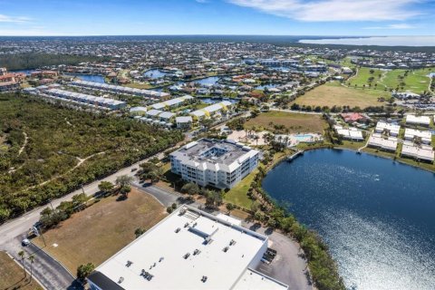 Condominio en venta en Punta Gorda, Florida, 2 dormitorios, 127 m2 № 1549117 - foto 5