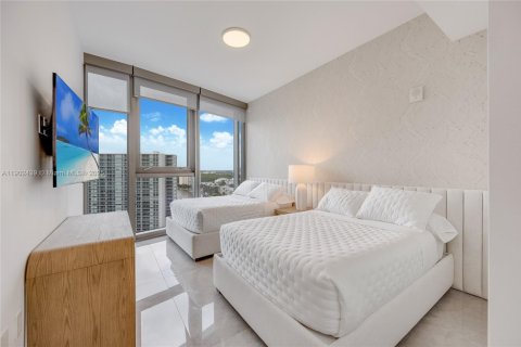 Condo in Sunny Isles Beach, Florida, 3 bedrooms  № 1953858 - photo 13