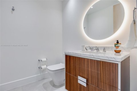 Condo in Sunny Isles Beach, Florida, 3 bedrooms  № 1953858 - photo 7