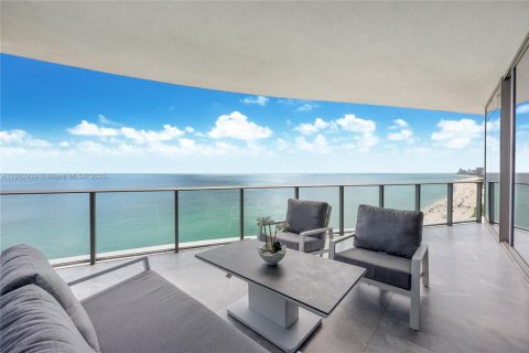 Condo in Sunny Isles Beach, Florida, 3 bedrooms  № 1953858 - photo 8