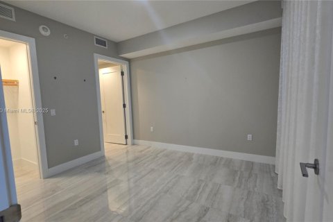 Condo in Fort Lauderdale, Florida, 2 bedrooms  № 1861453 - photo 25
