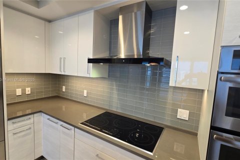 Condo in Fort Lauderdale, Florida, 2 bedrooms  № 1861453 - photo 8