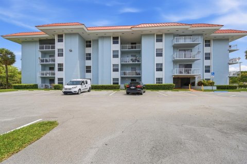 Condo in Plantation, Florida, 3 bedrooms  № 2251722 - photo 7