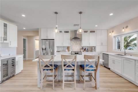 Villa ou maison à vendre à New Smyrna Beach, Floride: 4 chambres, 222.78 m2 № 2099570 - photo 6