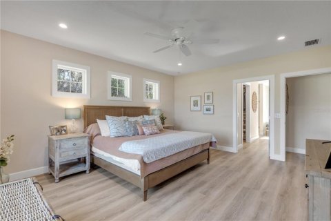 Villa ou maison à vendre à New Smyrna Beach, Floride: 4 chambres, 222.78 m2 № 2099570 - photo 29