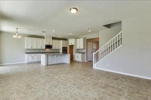 Casa en venta en Orlando, Florida, 5 dormitorios, 319.21 m2 № 2432817 - foto 4