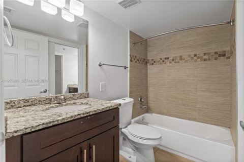 Condo in Coconut Creek, Florida, 2 bedrooms  № 2011107 - photo 7
