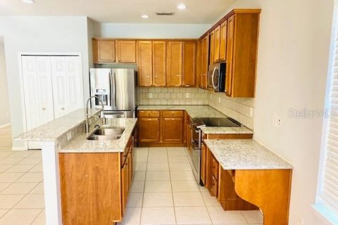 Villa ou maison à louer à Davenport, Floride: 5 chambres, 216.65 m2 № 1884062 - photo 8