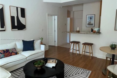 Купить кондоминиум в Саут-Майами, Флорида 2 спальни, 93.83м2, № 1955936 - фото 11