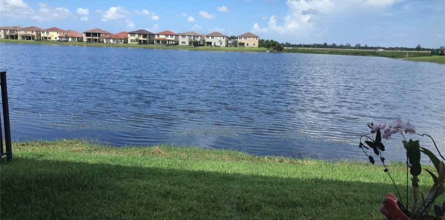 Adosado en Parkland, Florida 3 dormitorios, 183.95 m2 № 1223295