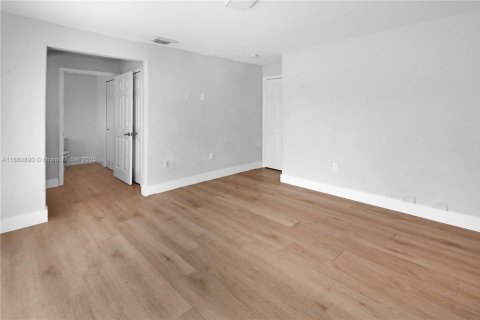 Купить кондоминиум в Дорал, Флорида 3 спальни, 123.56м2, № 1981746 - фото 12