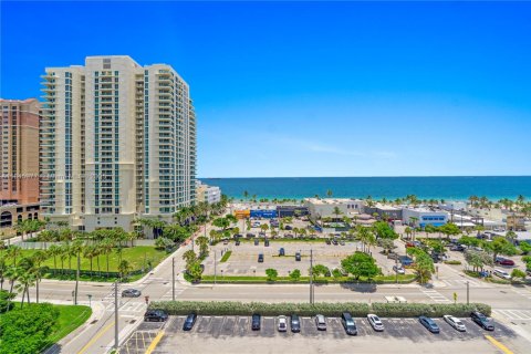 Condominio en venta en Fort Lauderdale, Florida, 1 dormitorio, 60.11 m2 № 1842679 - foto 22