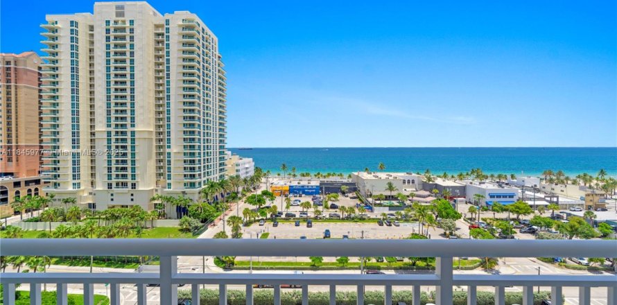 Condominio en Fort Lauderdale, Florida, 1 dormitorio  № 1842679