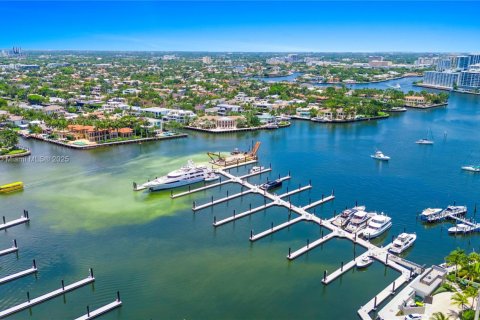 Condominio en venta en Fort Lauderdale, Florida, 1 dormitorio, 60.11 m2 № 1842679 - foto 28