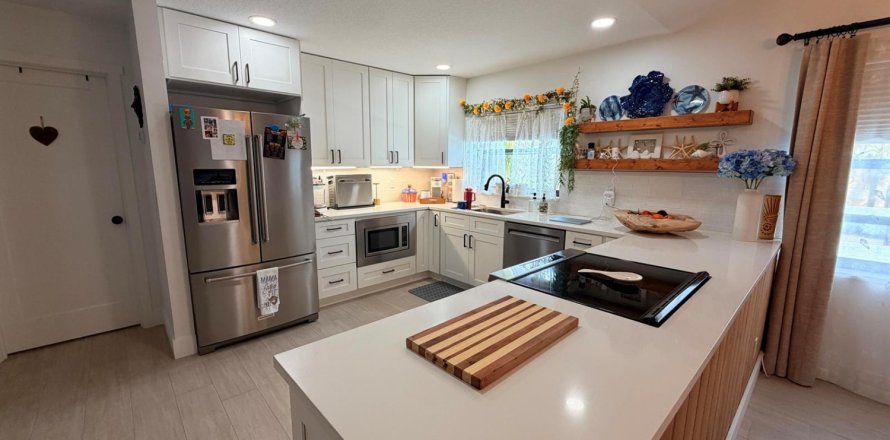 Condo à Stuart, Floride, 3 chambres  № 2387951