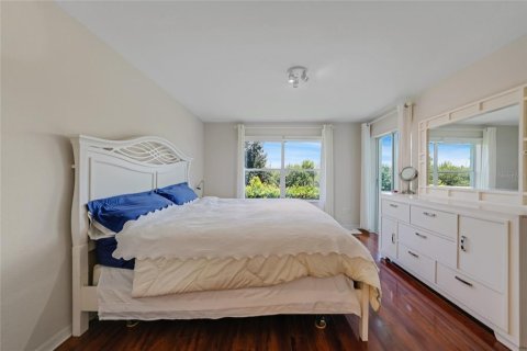 Condo in North Port, Florida, 2 bedrooms  № 1792112 - photo 16