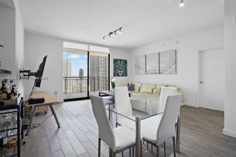 Copropriété à louer à Miami, Floride: 3 chambres, 133.59 m2 № 1936493 - photo 4