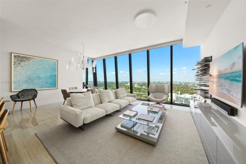 Condo in Miami, Florida, 2 bedrooms № 2076332