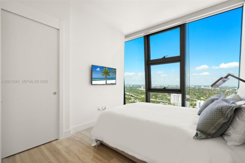 Condo in Miami, Florida, 2 bedrooms  № 2076332 - photo 18