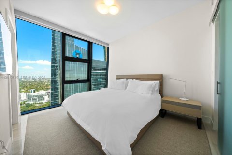 Condo in Miami, Florida, 2 bedrooms  № 2076332 - photo 10