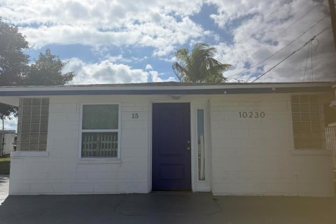 Villa ou maison à louer à Hobe Sound, Floride: 2 chambres, 18.58 m2 № 2431591 - photo 3
