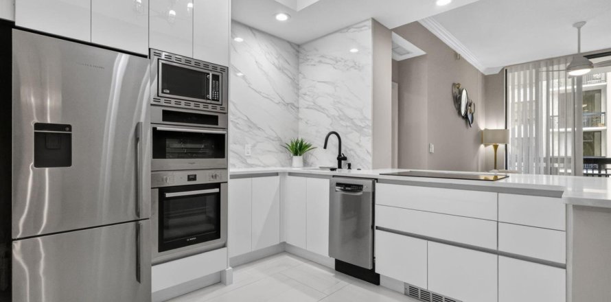 Condo à West Palm Beach, Floride, 2 chambres  № 2249487