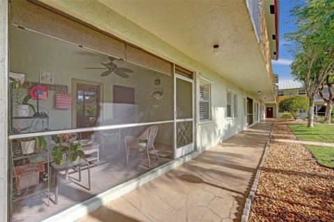 Купить кондоминиум в Дирфилд-Бич, Флорида 3 комнаты, 97.55м2, № 2083054 - фото 3