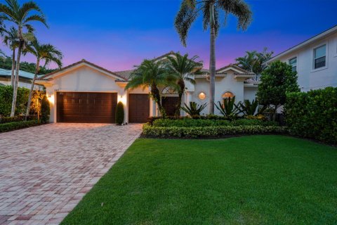 House in Palm Beach Gardens, Florida 4 bedrooms, 334.45 sq.m. № 2358033