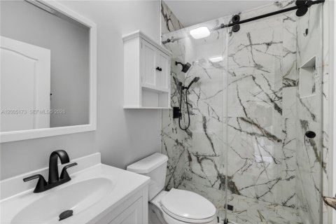 Villa ou maison à vendre à Pembroke Pines, Floride: 4 chambres, 142.7 m2 № 2071304 - photo 24