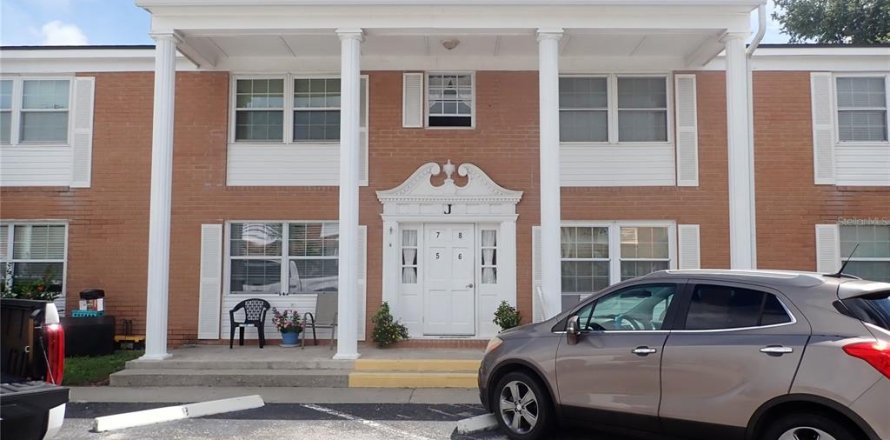 Condo in Port Charlotte, Florida, 2 bedrooms  № 2379005