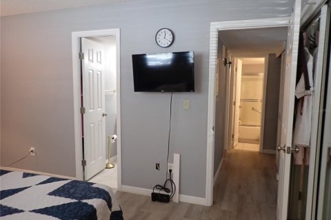 Condo in Port Charlotte, Florida, 2 bedrooms  № 2379005 - photo 22