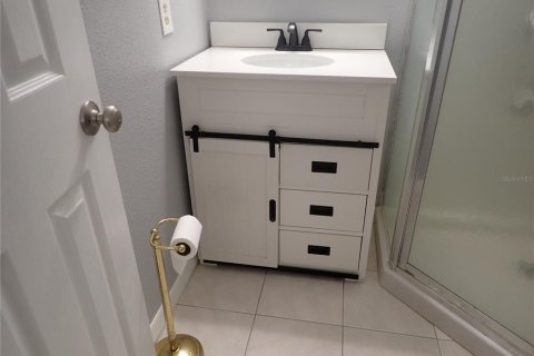 Condo in Port Charlotte, Florida, 2 bedrooms  № 2379005 - photo 26