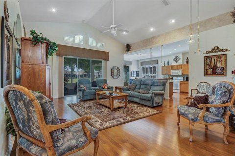 House in Ocala, Florida 3 bedrooms, 152.82 sq.m. № 2157485 - photo 4