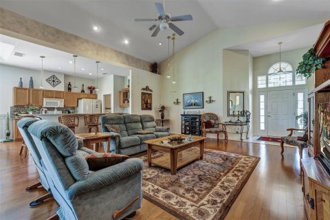 House in Ocala, Florida 3 bedrooms, 152.82 sq.m. № 2157485 - photo 6