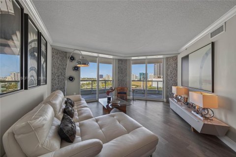 Купить кондоминиум в Форт-Лодердейл, Флорида 2 спальни, 114.83м2, № 2032445 - фото 18