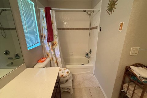 House in North Port, Florida 3 bedrooms, 182.74 sq.m. № 2216490 - photo 18