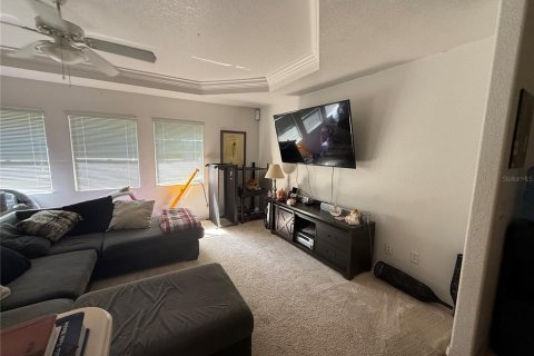 House in North Port, Florida 3 bedrooms, 182.74 sq.m. № 2216490 - photo 6