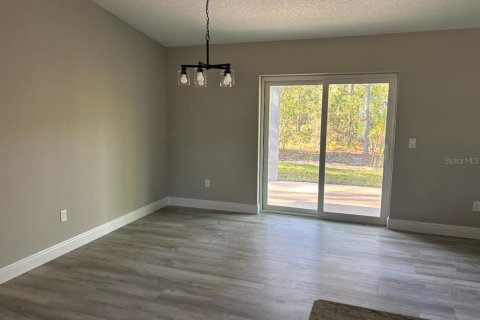 House in Citrus Springs, Florida 3 bedrooms, 130.53 sq.m. № 1856469 - photo 12