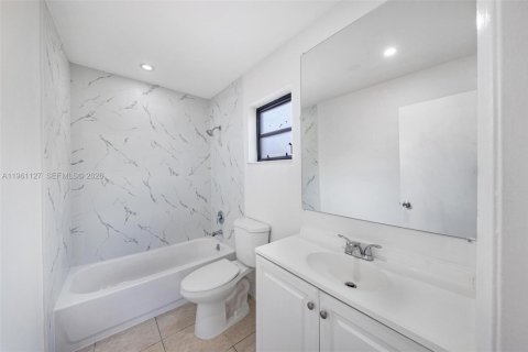 Casa en alquiler en Hialeah, Florida, 1 dormitorio, 55.93 m2 № 2023266 - foto 8