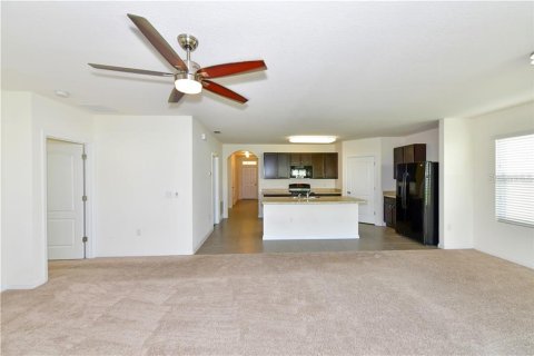 House in Bradenton, Florida 4 bedrooms, 164.16 sq.m. № 2391225 - photo 12